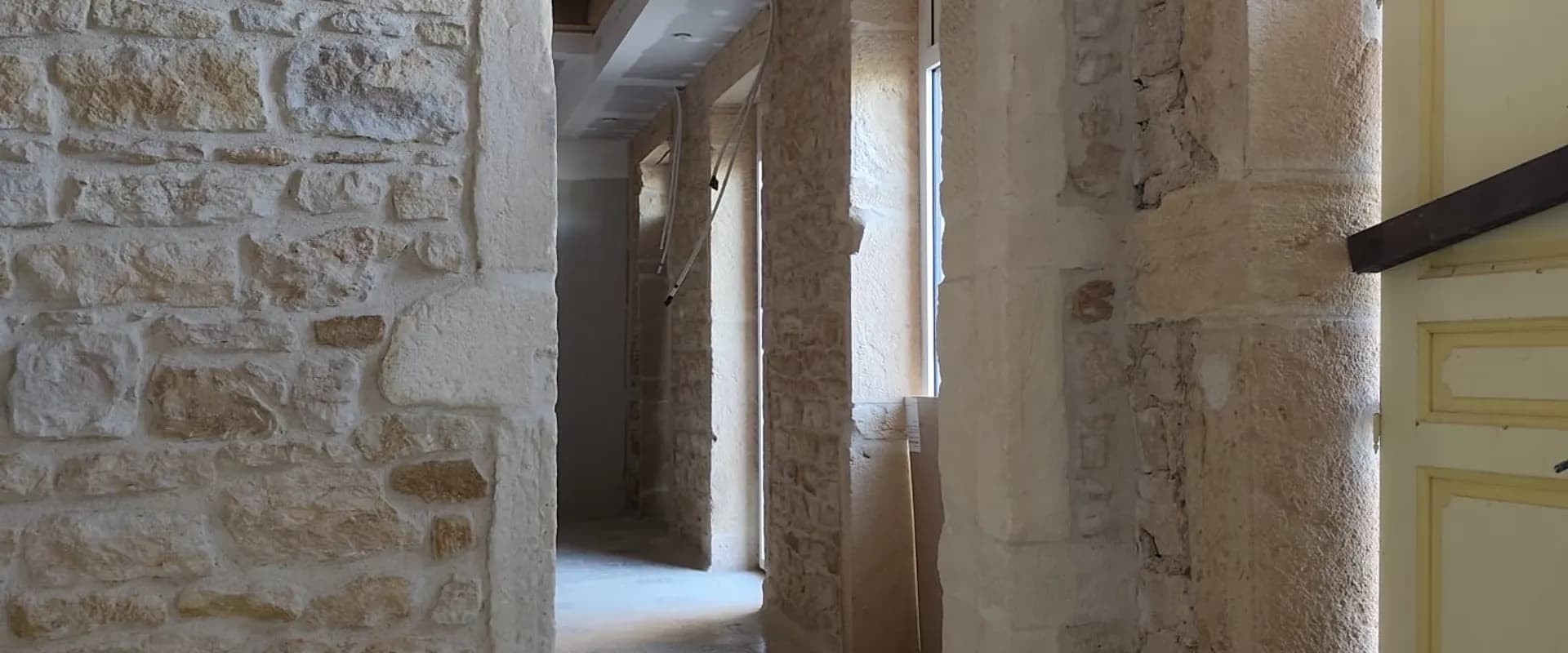 Rénovation de façade en pierres — SARL Just Jean-Philippe