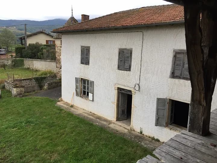 Rénovation d’une maison en pierre au Perréon — Le Perréon